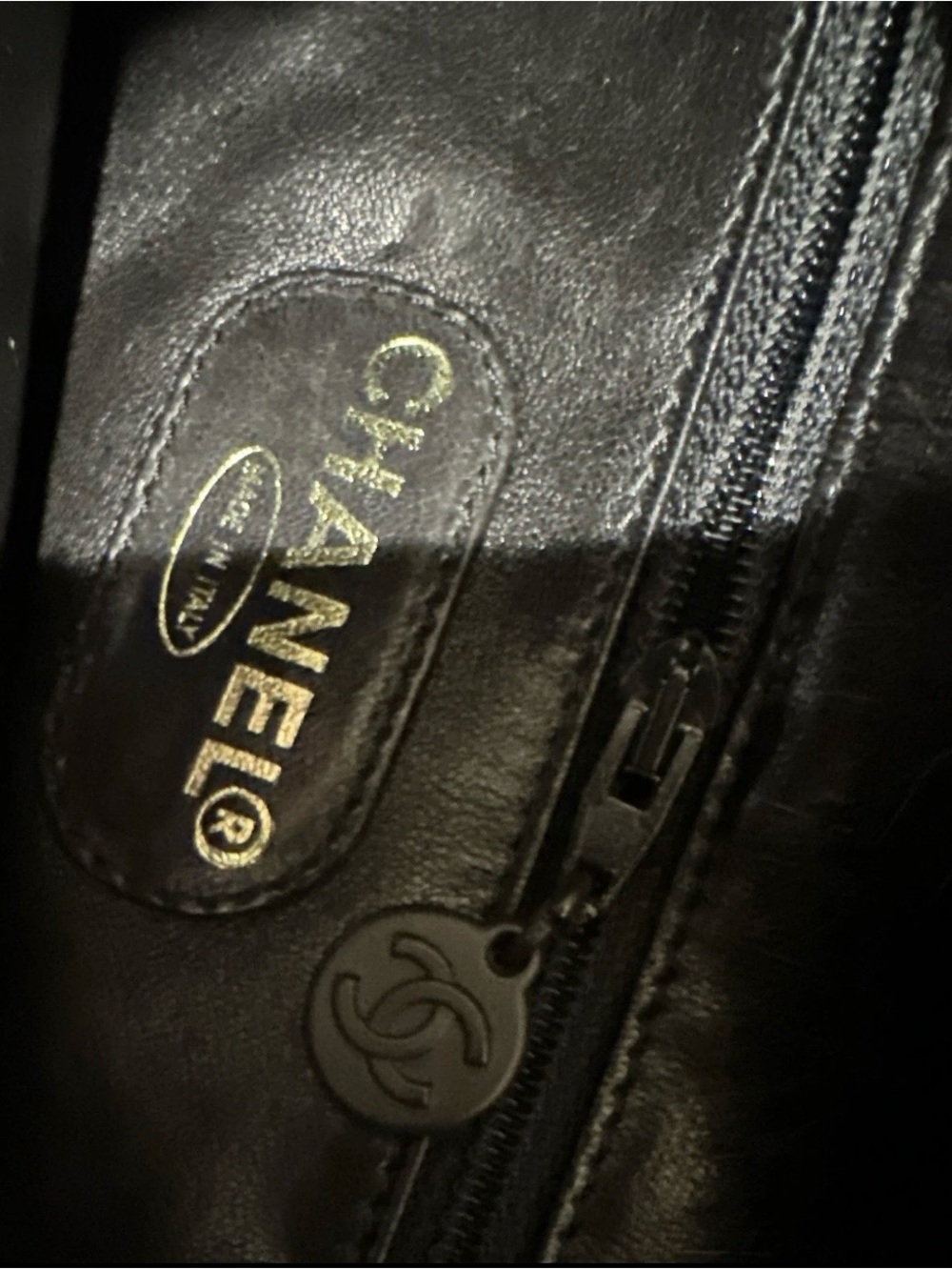 CHANEL Black Faux Fur Tote with Tortoiseshell Chain Handles - Picture 8 of 9